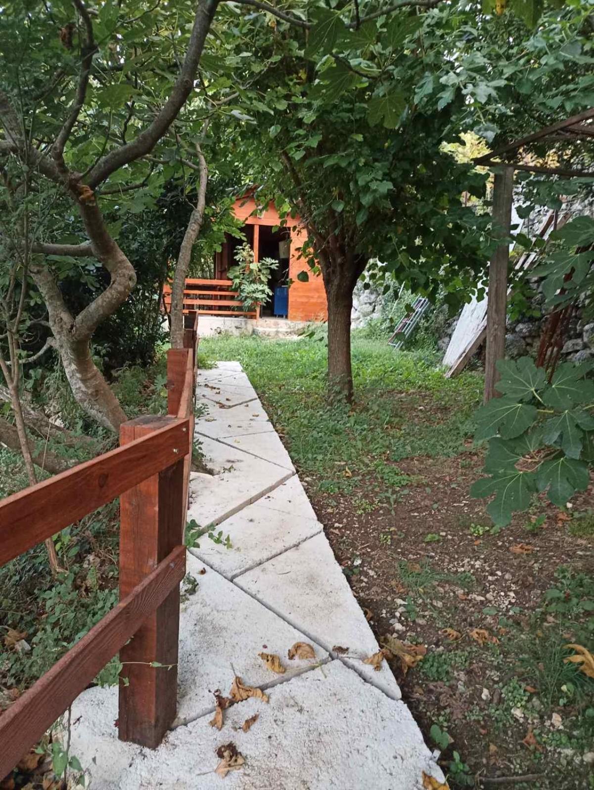 Kamp Seosko Domacinstvo Radman Ξενοδοχείο Χέρτσεγκ Νόβι Εξωτερικό φωτογραφία